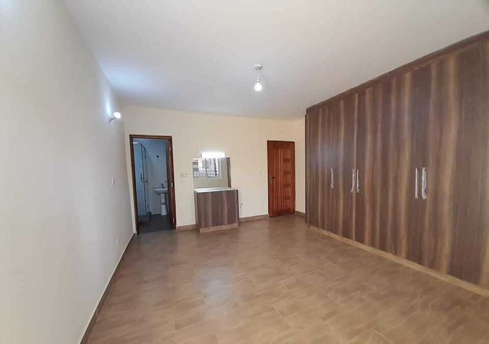 4BR All-Ensuite Townhouse with Rooftop & DSQ - Syokimau