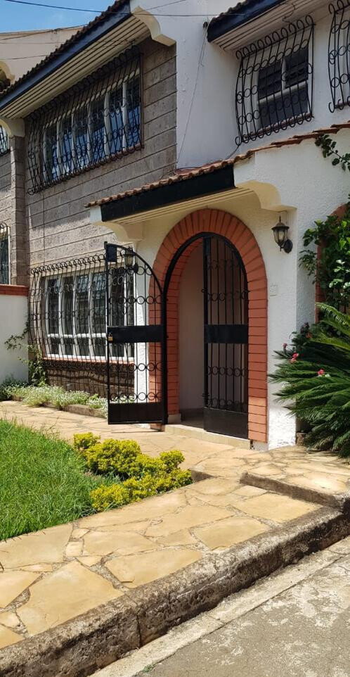 4BR Maisonette with Private Garden - Kilimani