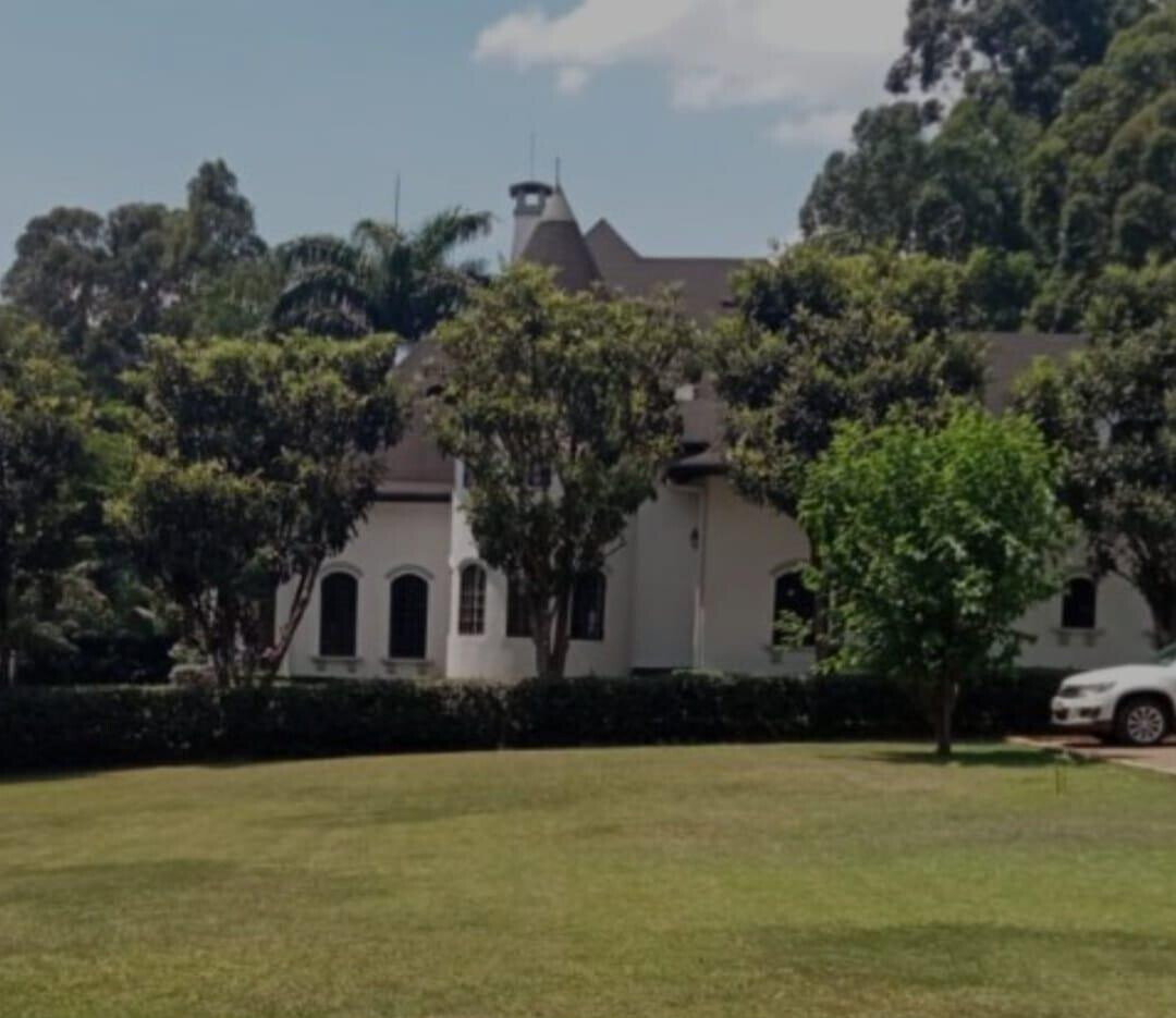 4BR Townhouse with Guest Wing on 1 Acre - Kitisuru