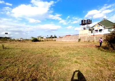 1/8 Acre Plot in Kamakis