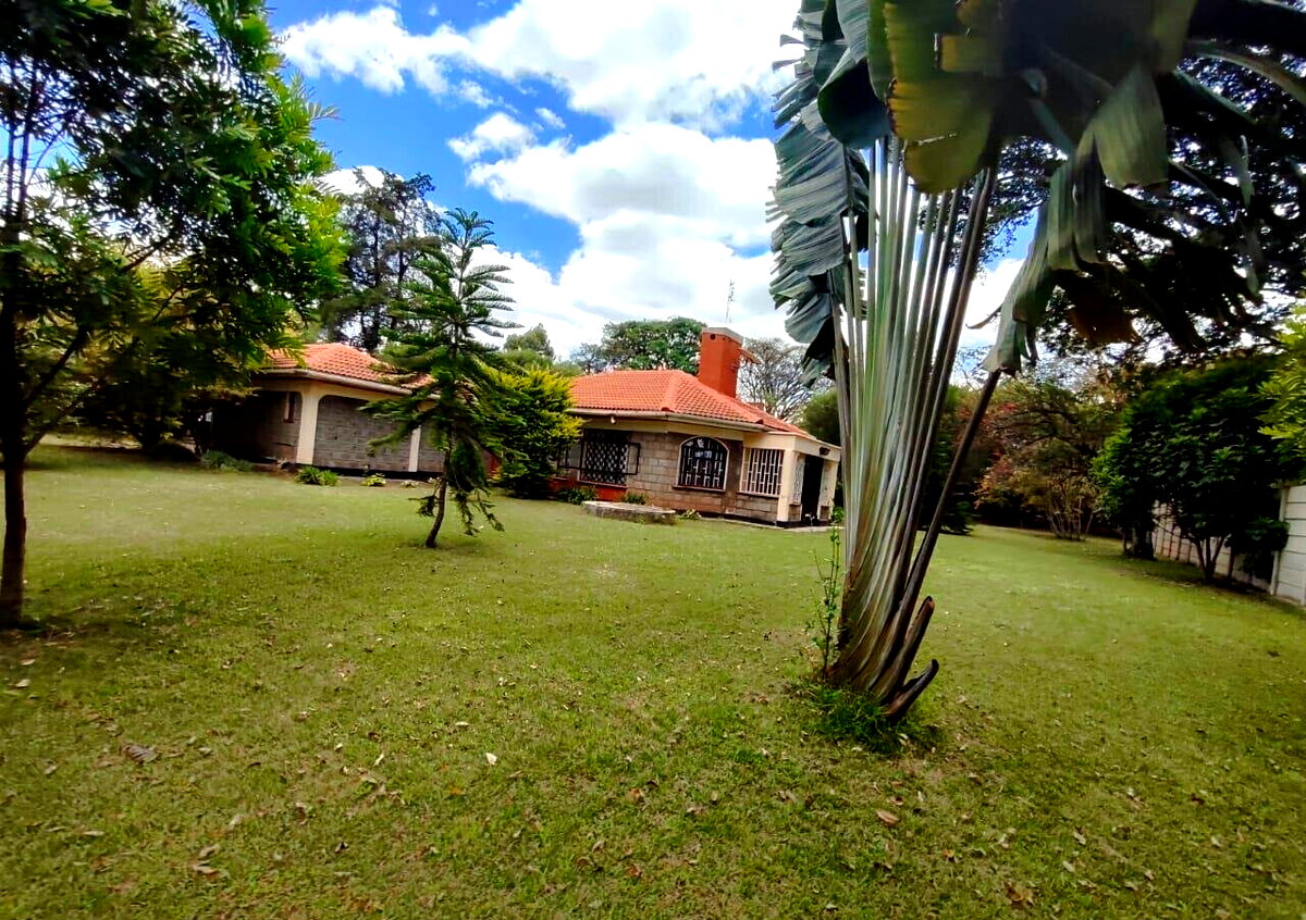 4-Bed Townhouse with Mature Garden on Half-Acre – Karen