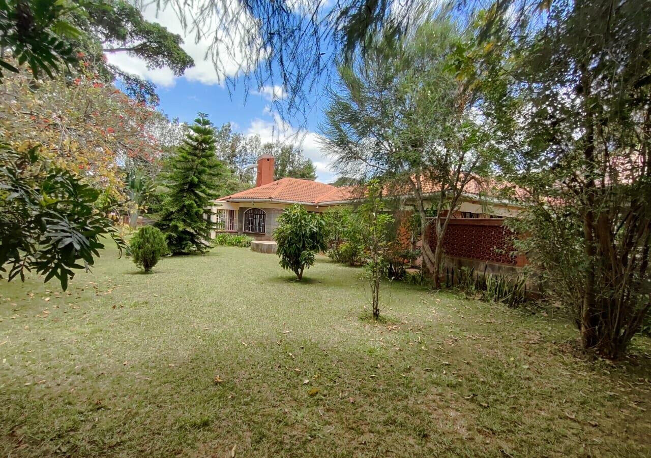 4-Bed Townhouse with Mature Garden on Half-Acre – Karen