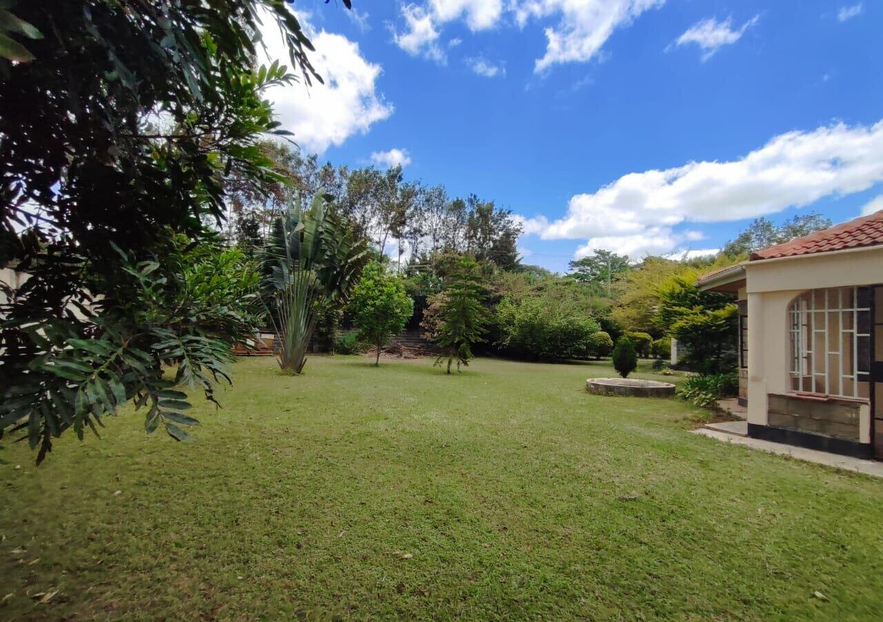 4-Bed Townhouse with Mature Garden on Half-Acre – Karen