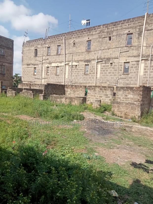 Selling a 50 by 75 Plot at Githurai 45