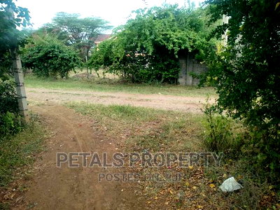 1/4,1/2 Acre Residential Plots for Sale in Nazarene Rongai - Image 3