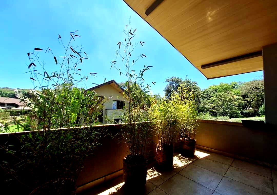 4-Ensuite Townhouse with DSQ & Pool on 0.4 Acres – Karen