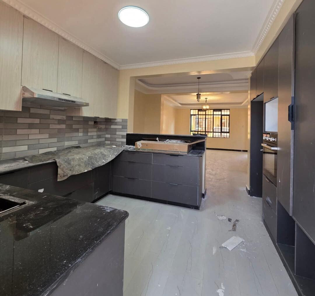 4BR All-Ensuite Townhouse with Rooftop Terrace - Lower Kabete