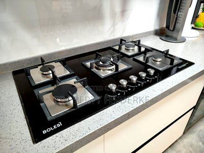 2bdrm Apartment in Gateway Mall Area for sale - Image 13