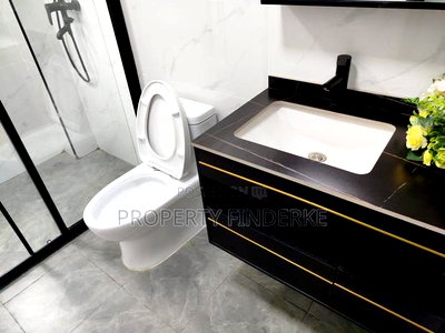 2bdrm Apartment in Gateway Mall Area for sale - Image 5