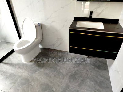 2bdrm Apartment in Gateway Mall Area for sale - Image 3