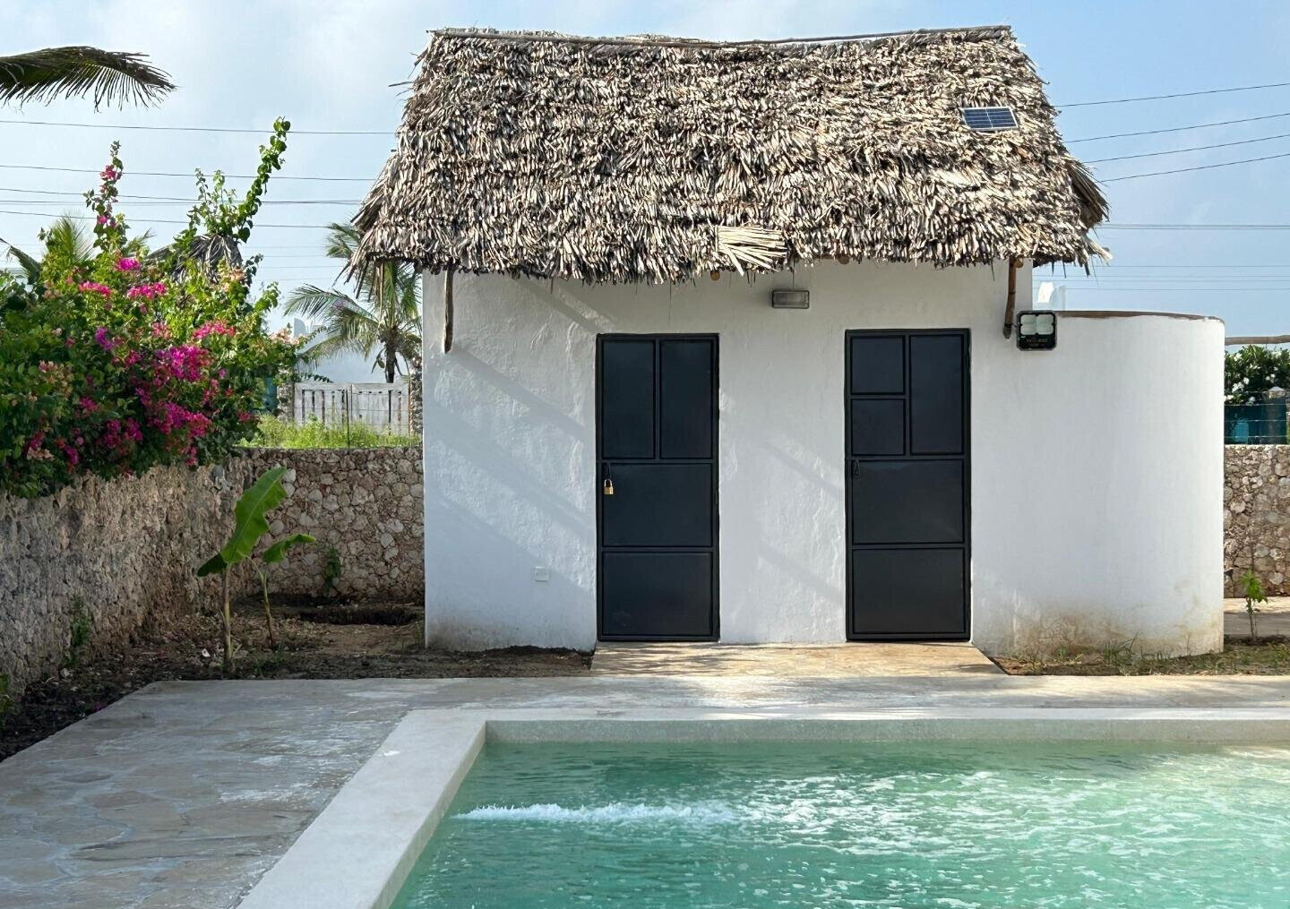 Watamu Candy Beachfront Villa with Pool – ¼ Acre