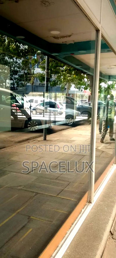 A Classic Show Room - Image 1