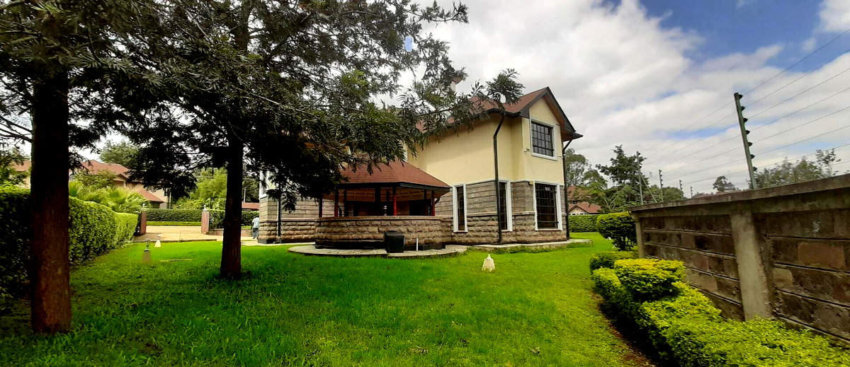 4-Ensuite Townhouse with Gazebo & DSQ – Karen Gated Community