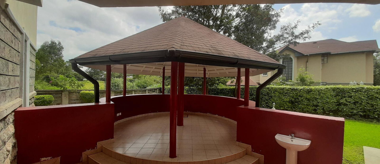 4-Ensuite Townhouse with Gazebo & DSQ – Karen Gated Community