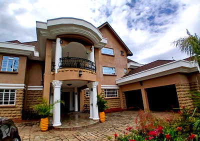 50x100 Plot 6BR Villa at KSh 400K