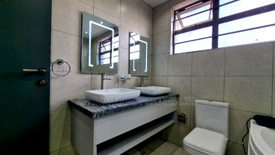 4bdrm Mansion in Membley for sale - Image 10