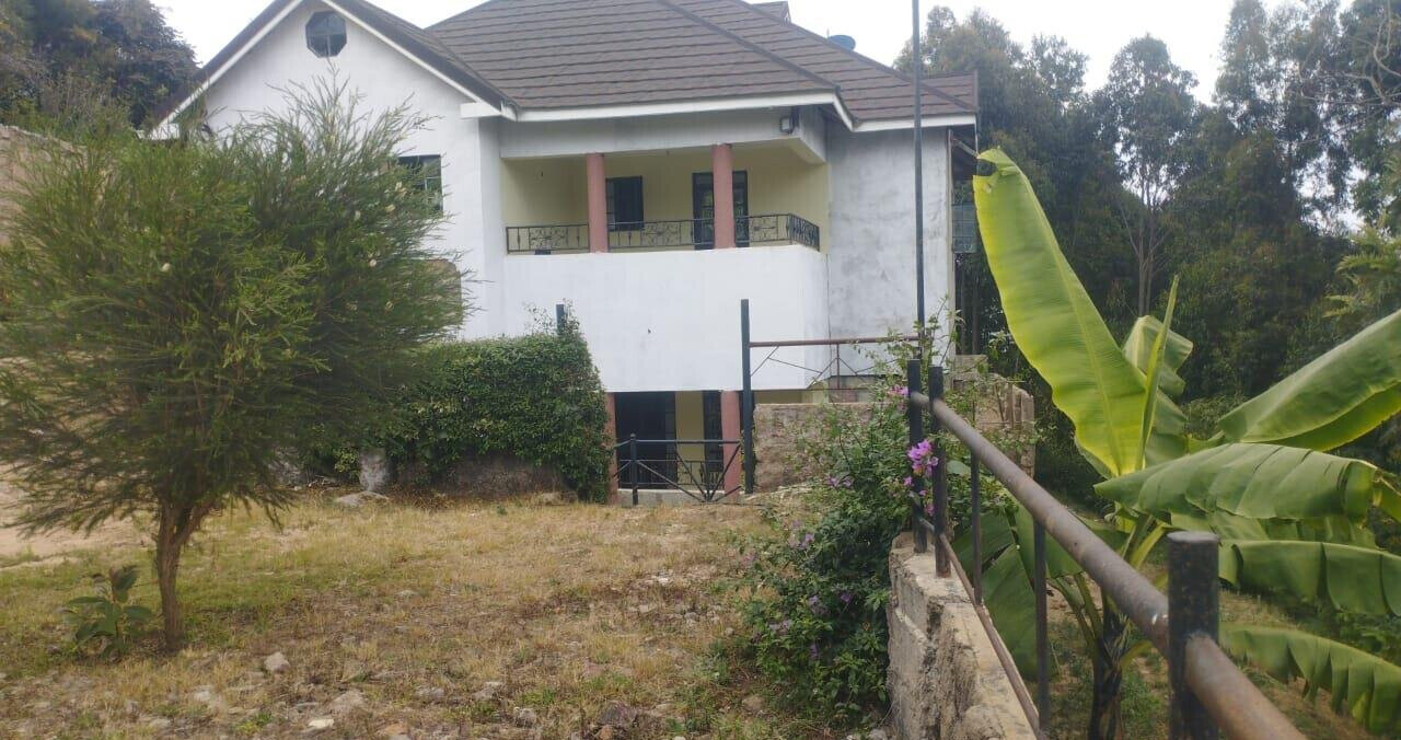 Executive 5BR Ensuite Townhouse on Half Acre - Machakos