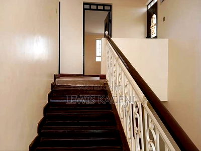 4bdrm Maisonette in Ngoingwa for rent - Image 7