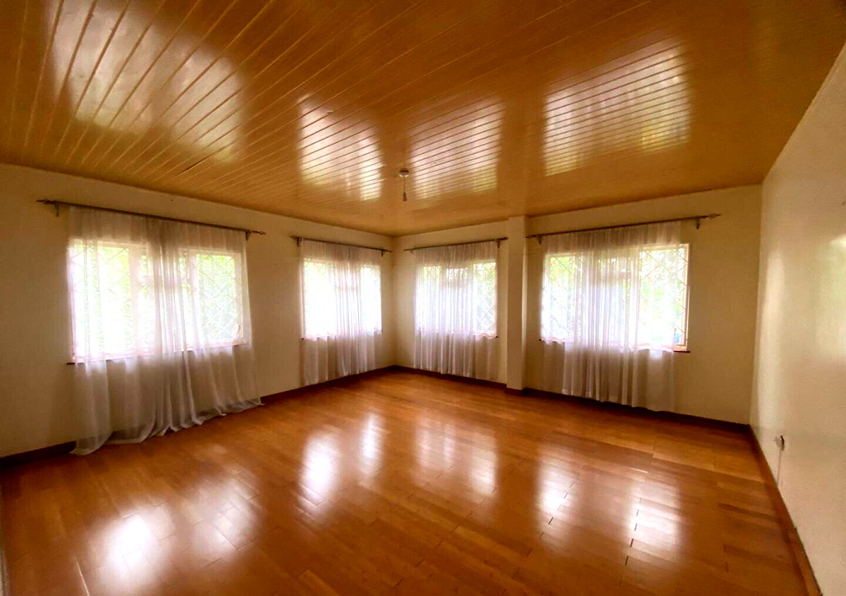 4BR All-Ensuite Townhouse on Half-Acre with DSQ & Gardens - Runda