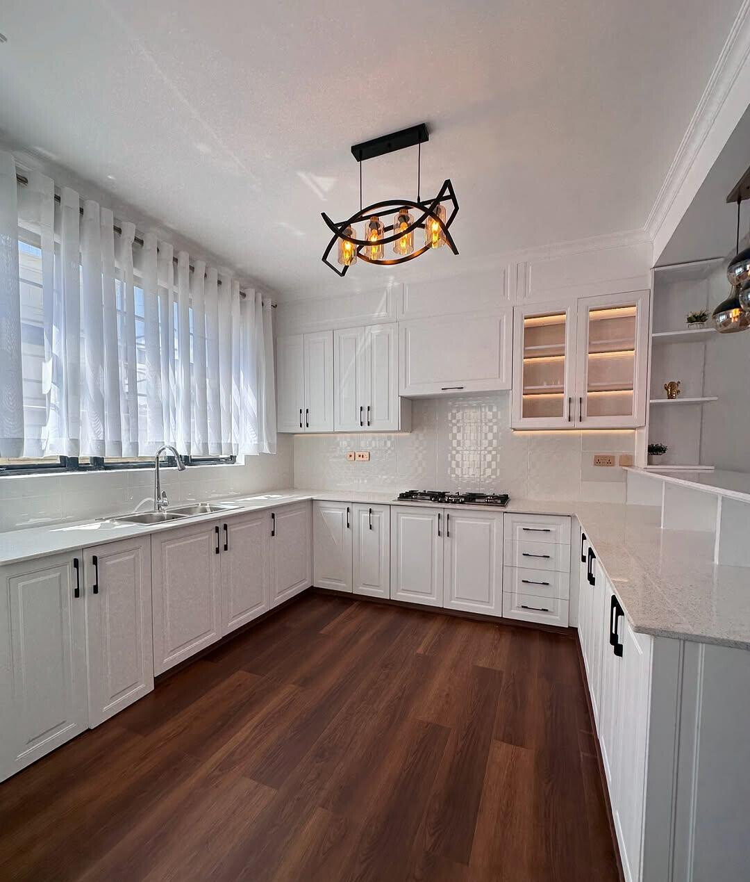 4BR All-Ensuite Townhouse in Gated Community of 20 - Kibiku