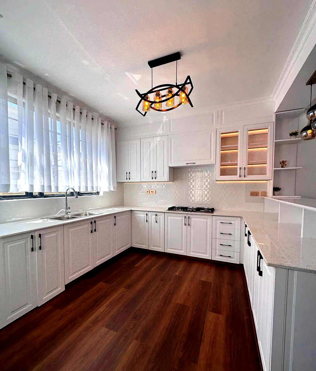 4BR All-Ensuite Townhouse in Gated Community of 20 - Kibiku