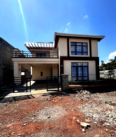 4BR All-Ensuite Townhouse in Gated Community of 20 - Kibiku