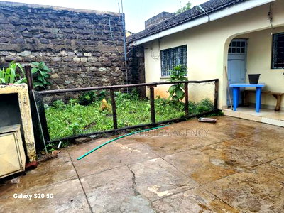 3bdrm Bungalow in Tena Estate, Donholm for sale - Image 4
