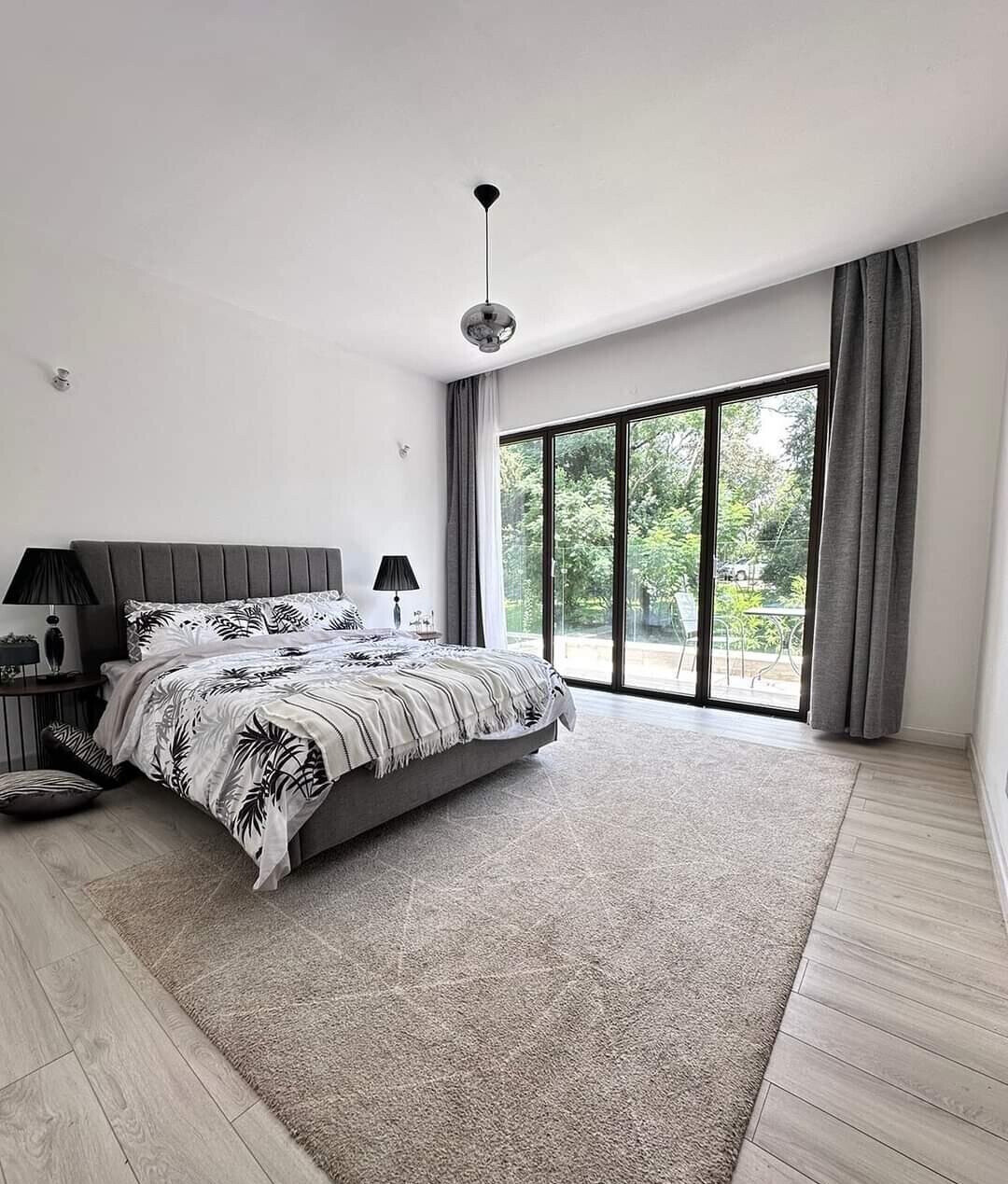 5-Ensuite Townhouse with Ololua Forest Views – Karen