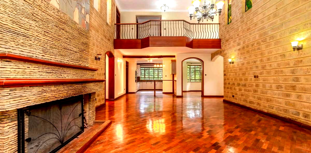 4-Bedroom Rustic Townhouse with Fireplace & Pool Access – Karen