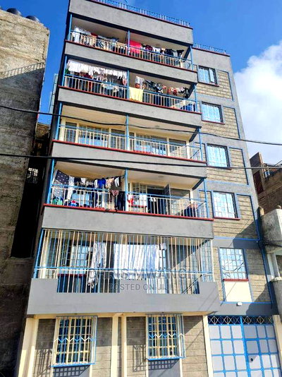 2bdrm Block of Flats in Donholm, Greenspan for Sale - Image 1