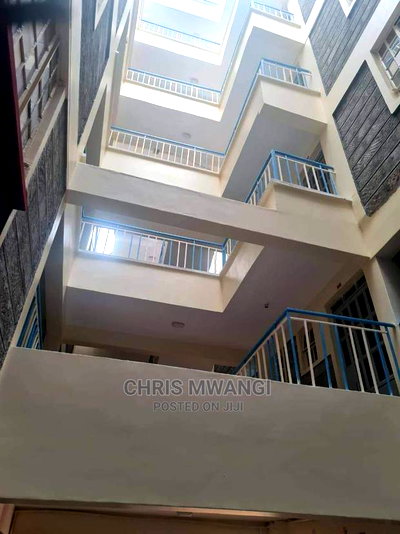 2bdrm Block of Flats in Donholm, Greenspan for Sale - Image 4