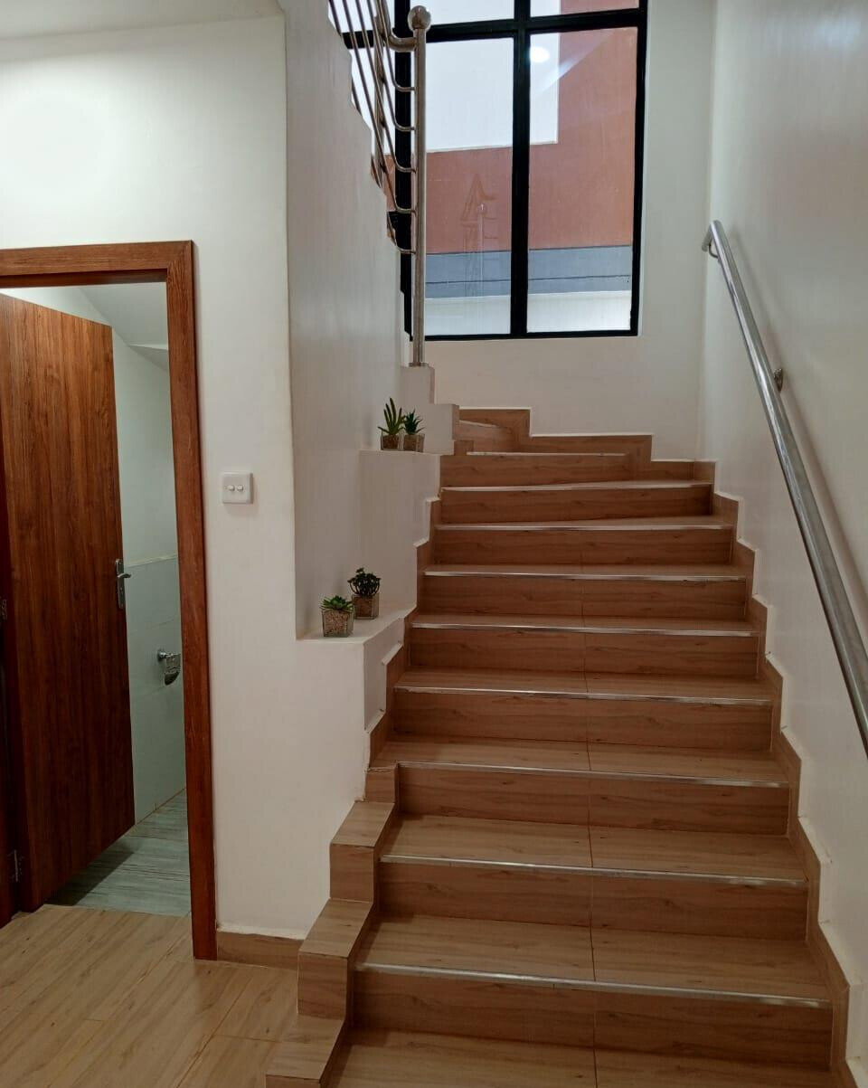 4BR All-Ensuite Townhouse with Rooftop Terrace & Pool - Ruiru
