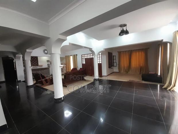 5bdrm House in Milimani, Kitengela for sale
