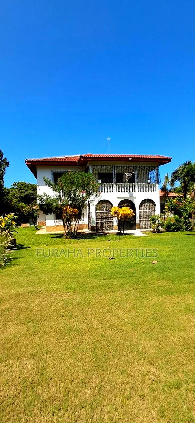 4bdrm Maisonette in Nyali for sale - Image 1