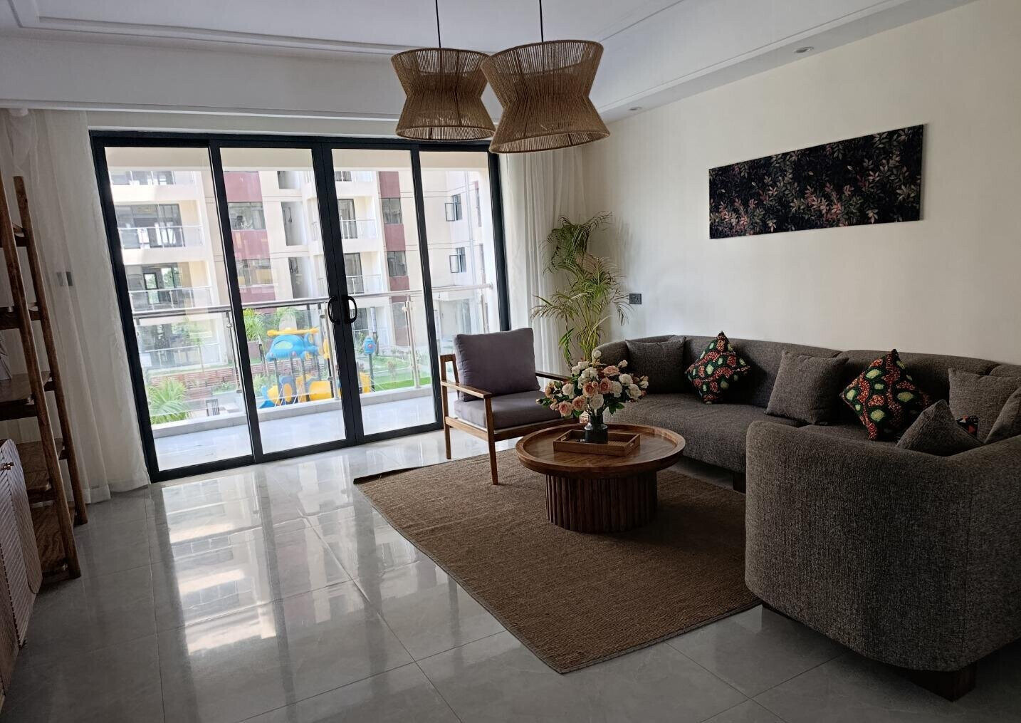3BR with Pool, Gym & 10 Elevators - Kilimani