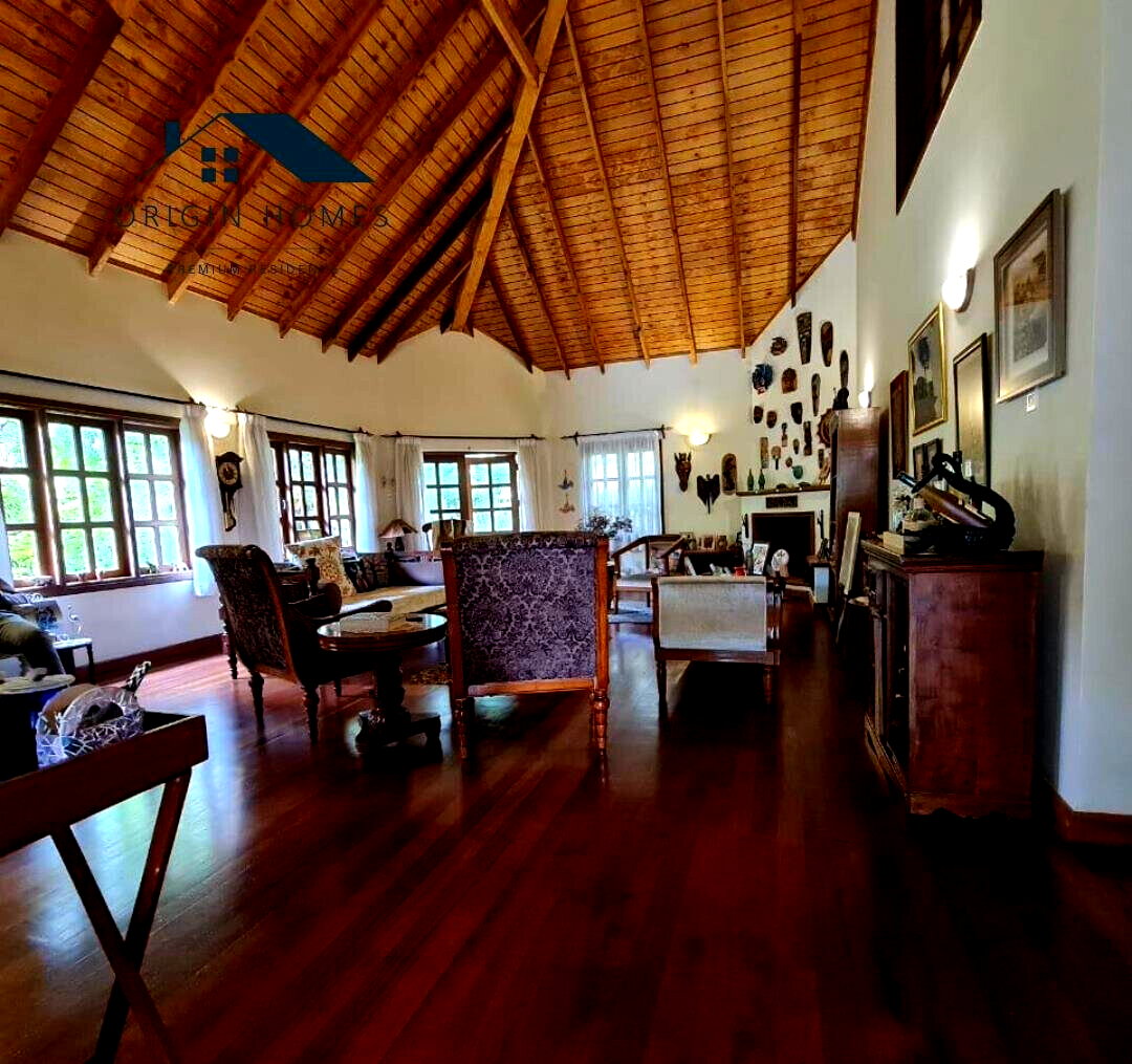4-Ensuite Townhouse with Attic & Private Garden - Lavington