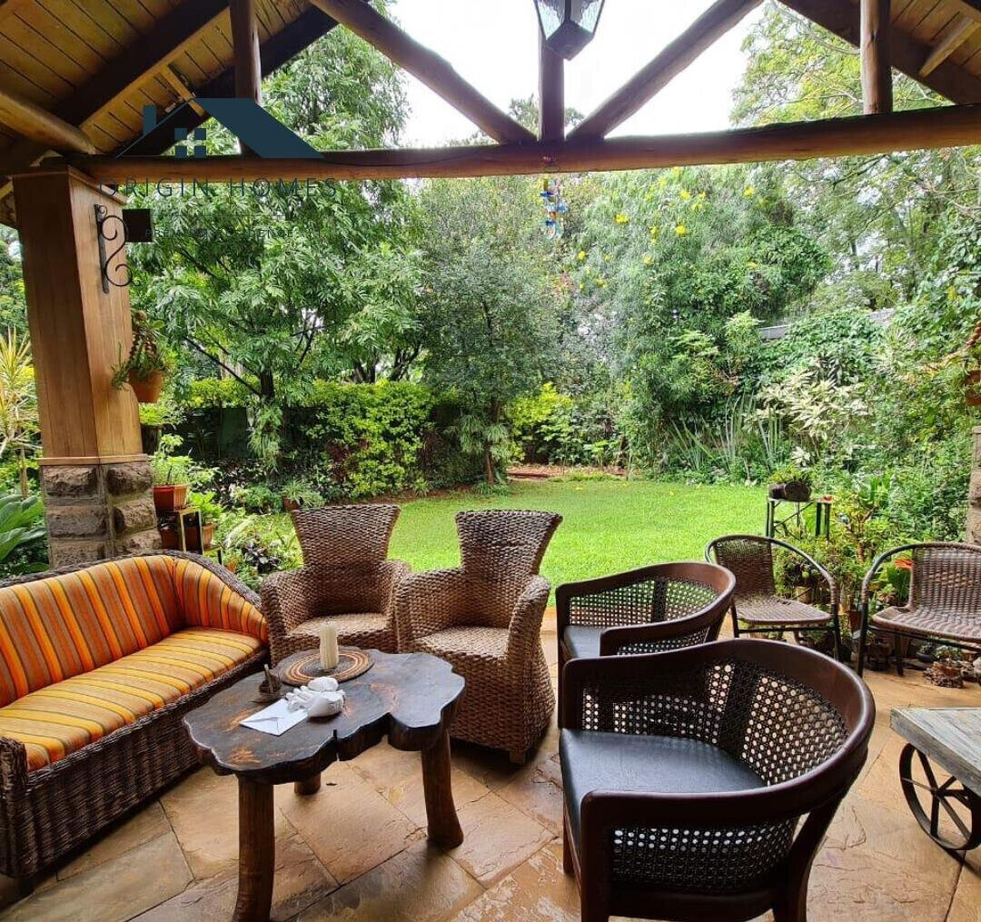 4-Ensuite Townhouse with Attic & Private Garden - Lavington