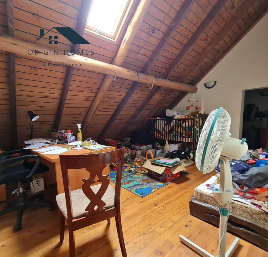 4-Ensuite Townhouse with Attic & Private Garden - Lavington