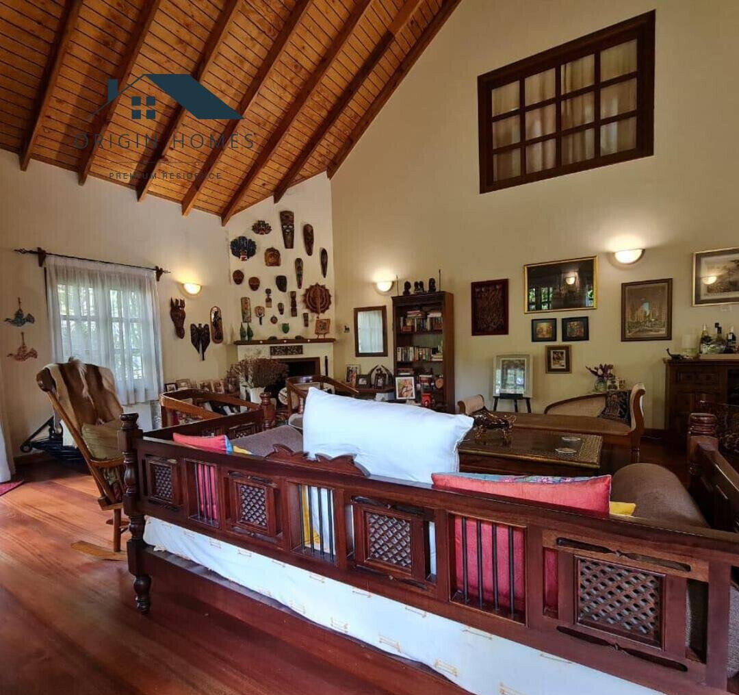 4-Ensuite Townhouse with Attic & Private Garden - Lavington