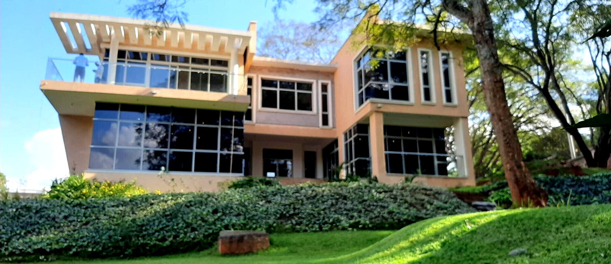 5-Ensuite Townhouse with Fireplace & UN-Approved Security – Karen