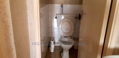 42500 Sq Feet Godown/Warehouse to Let - Image 14