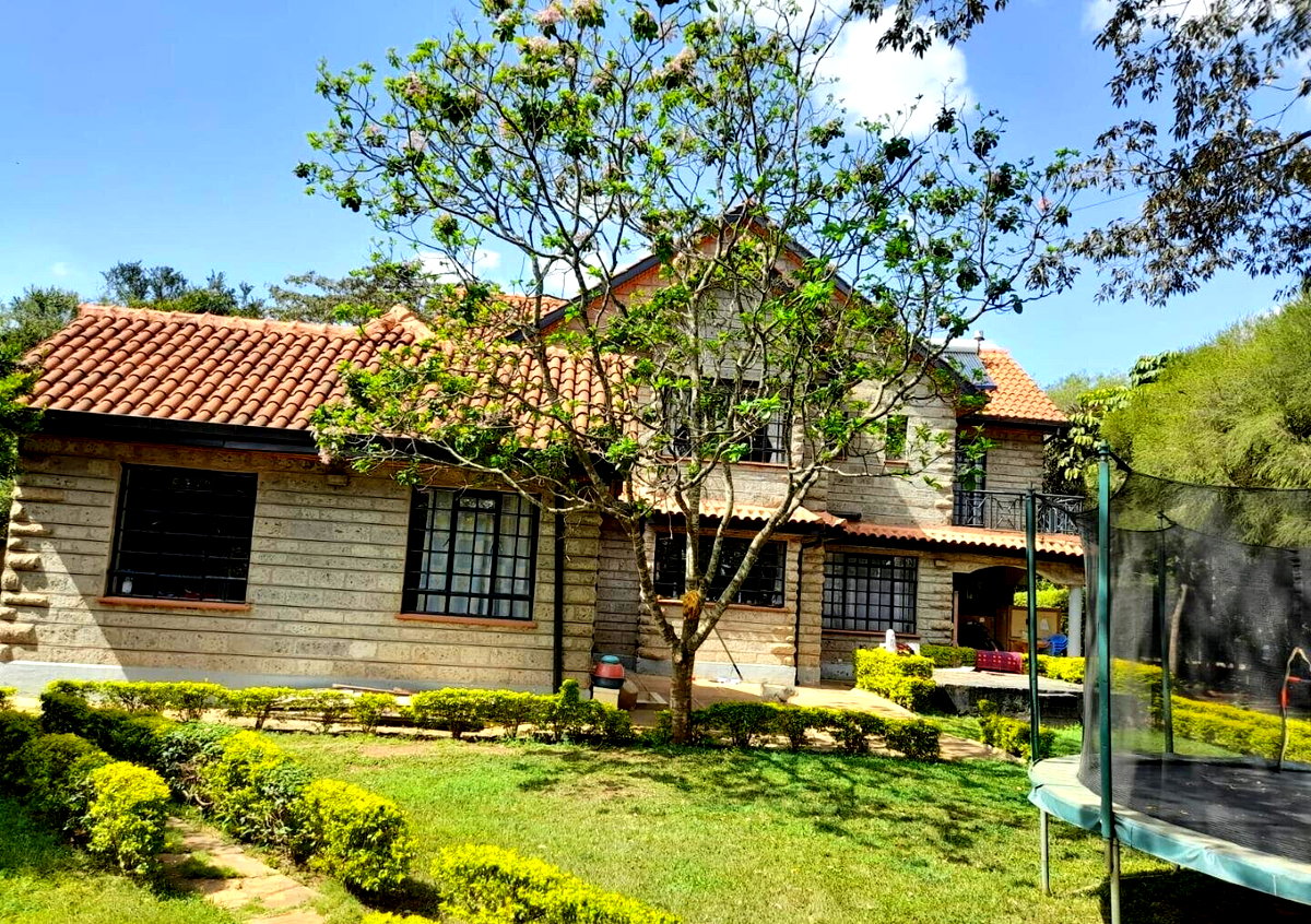 4-Ensuite Townhouse on Half-Acre – Karen Gated Community of 10