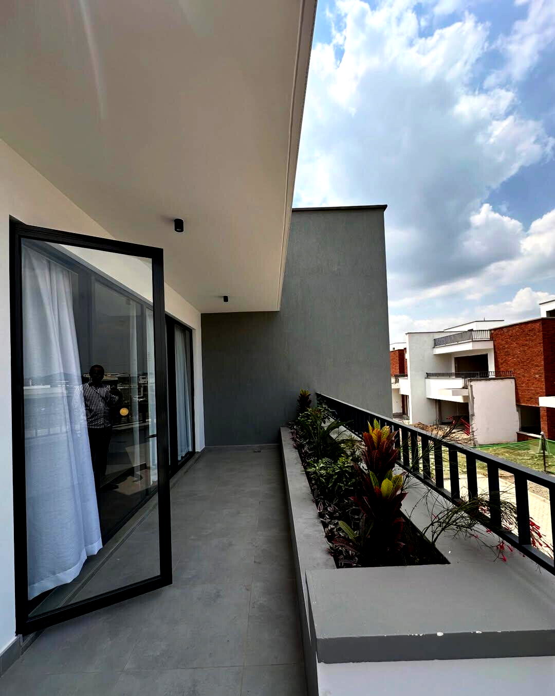 4BR All-Ensuite Townhouse with Rooftop Terrace & Pool – Langata