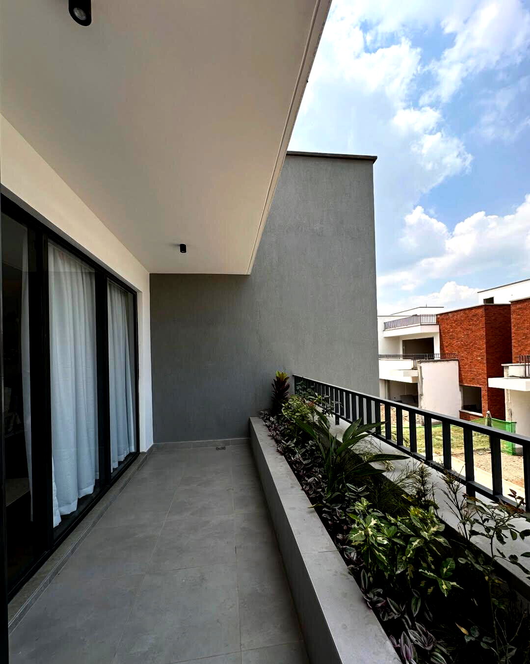 4BR All-Ensuite Townhouse with Rooftop Terrace & Pool – Langata