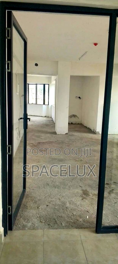 Classic New Office Space - Image 5