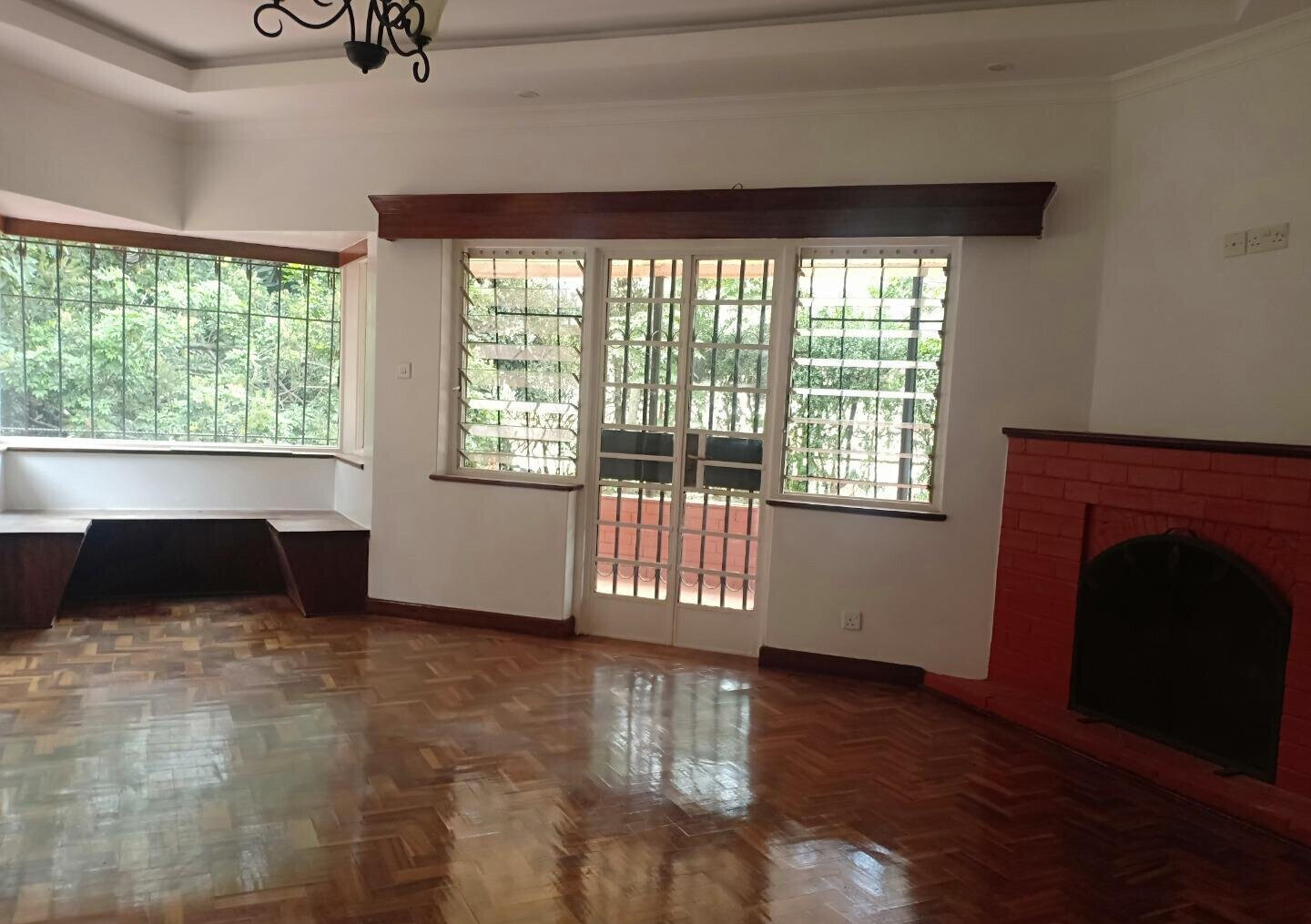 1-Acre Garden Home at KSh 250K