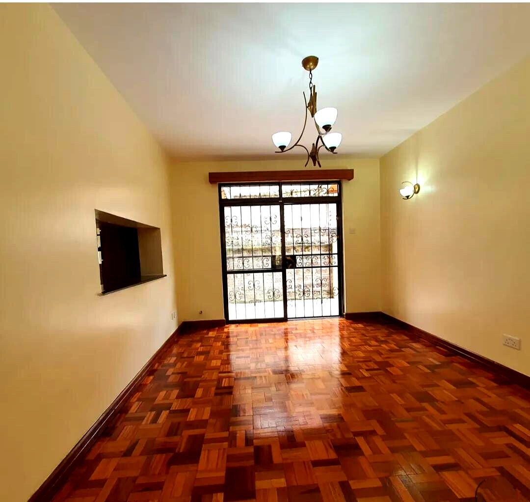 5BR All-Ensuite Townhouse with Fireplace & Study - Kileleshwa