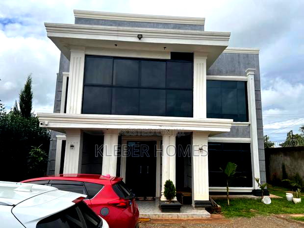 5bdrm Townhouse/Terrace in Gikambura, Kikuyu for sale