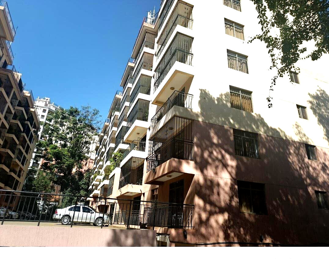 2BR Plus Extra Room with Pool & Backup Power - Lavington