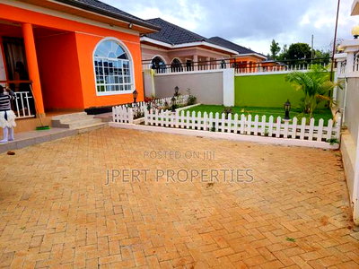 3bdrm Bungalow in Kroad Pinewood, Juja for rent - Image 10